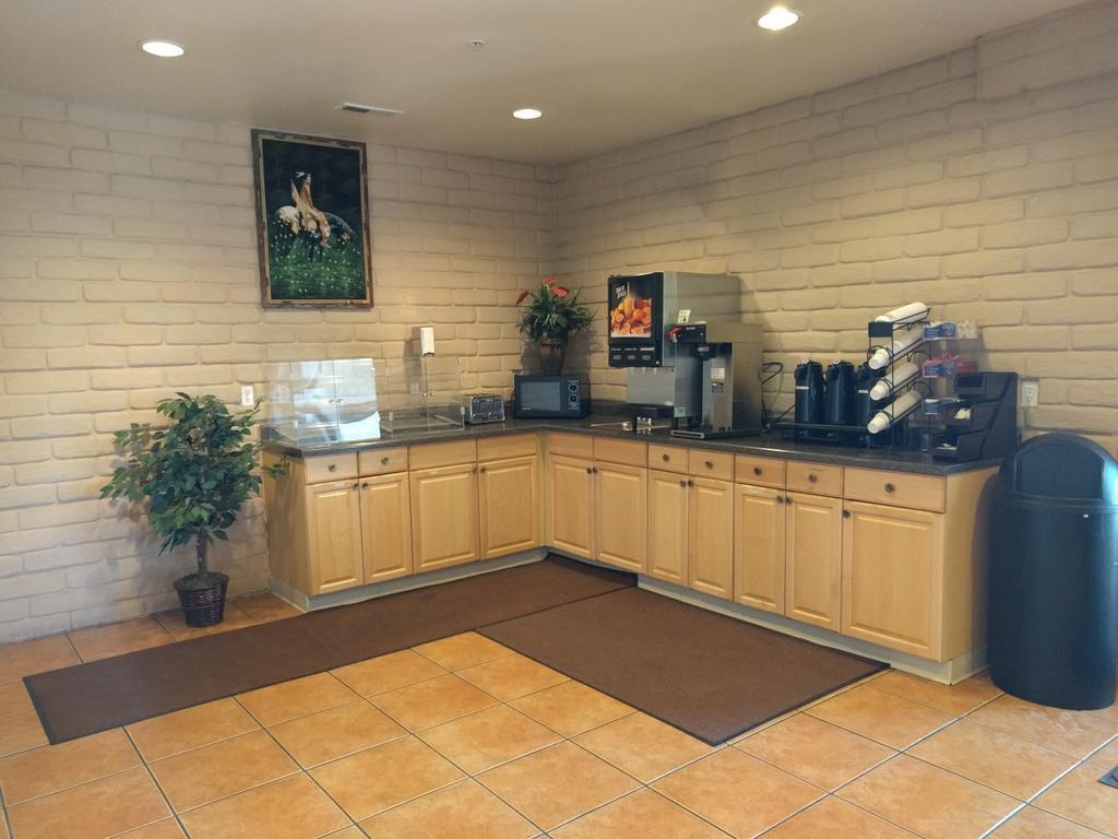 America'S Best Value Inn & Suites Ґаллап Екстер'єр фото